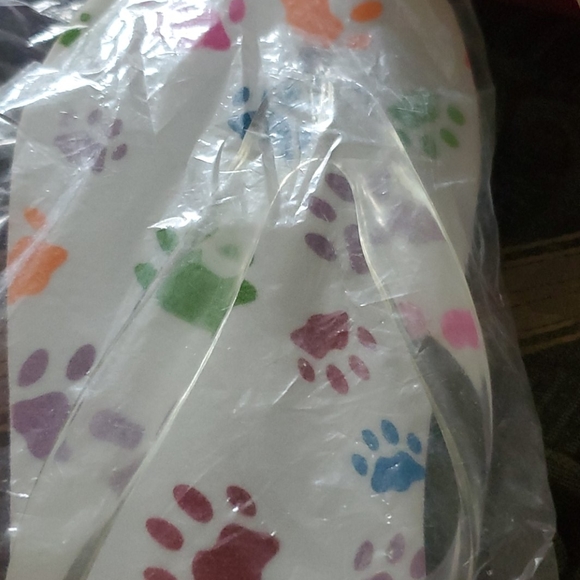 Animal rescue flips bagged with Keychain - Picture 4 of 4